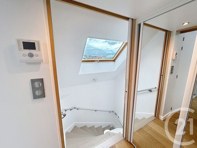 Appartement T2 &agrave; louer - 2 pi&egrave;ces - 55,56 m2 - Reims - 51 - CHAMPAGNE-ARDENNE