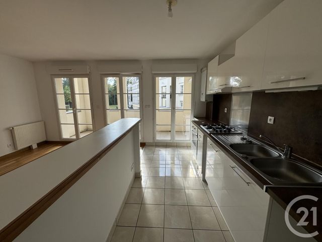 Appartement F3 &agrave; louer - 3 pi&egrave;ces - 63,60 m2 - Reims - 51 - CHAMPAGNE-ARDENNE