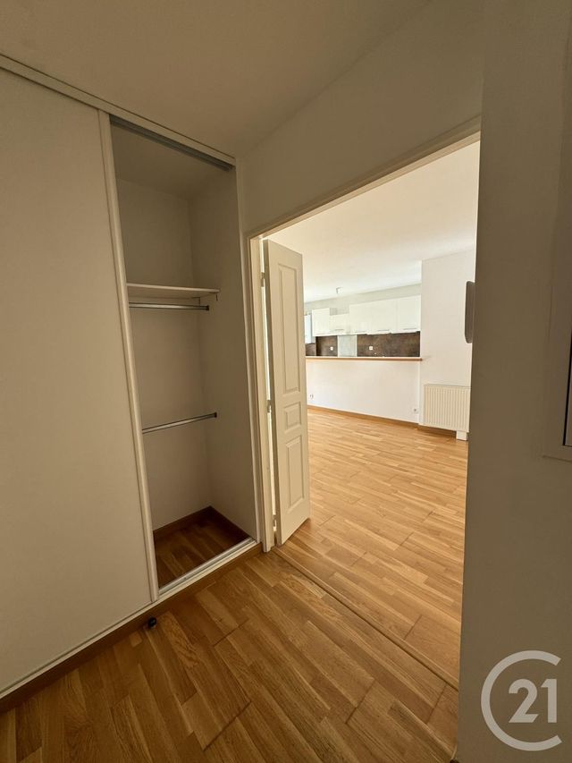 Appartement F3 &agrave; louer - 3 pi&egrave;ces - 63,60 m2 - Reims - 51 - CHAMPAGNE-ARDENNE