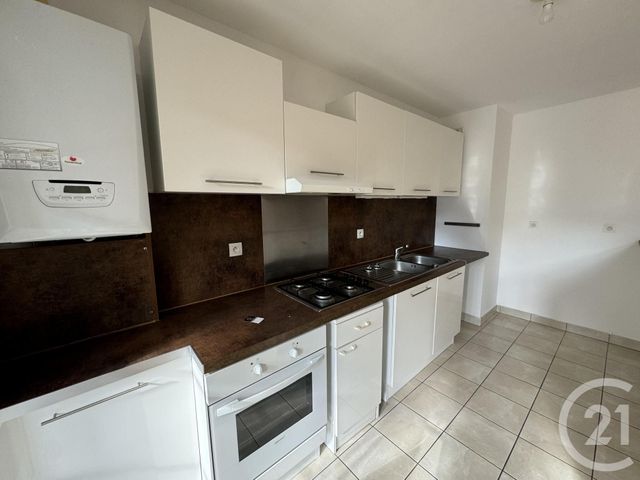 Appartement F3 &agrave; louer - 3 pi&egrave;ces - 63,60 m2 - Reims - 51 - CHAMPAGNE-ARDENNE
