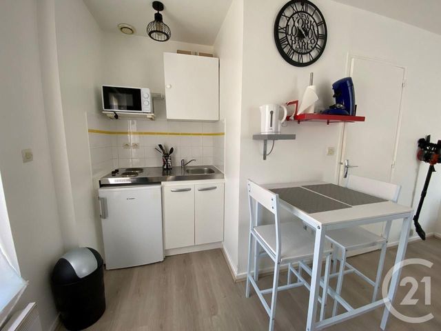 Appartement Studio &agrave; louer - 1 pi&egrave;ce - 20,10 m2 - Reims - 51 - CHAMPAGNE-ARDENNE