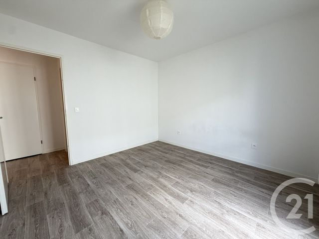 Appartement F3 &agrave; louer - 3 pi&egrave;ces - 61,46 m2 - Reims - 51 - CHAMPAGNE-ARDENNE