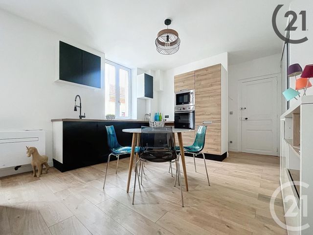 Appartement F3 &agrave; louer - 3 pi&egrave;ces - 57,71 m2 - Reims - 51 - CHAMPAGNE-ARDENNE