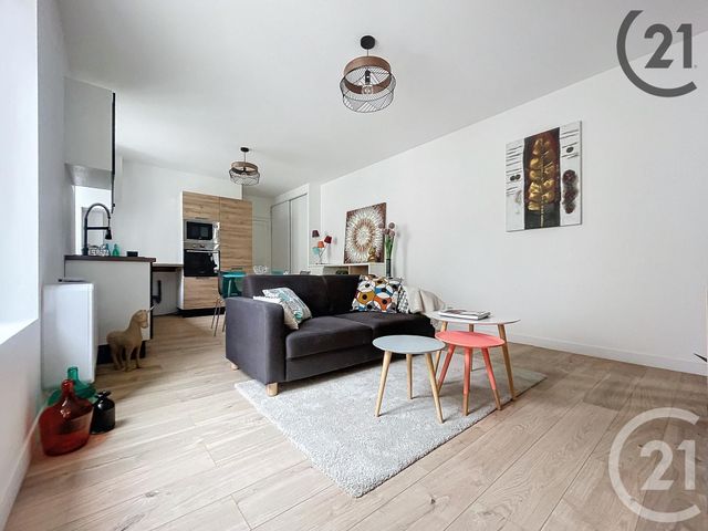 Appartement F3 &agrave; louer - 3 pi&egrave;ces - 57,71 m2 - Reims - 51 - CHAMPAGNE-ARDENNE