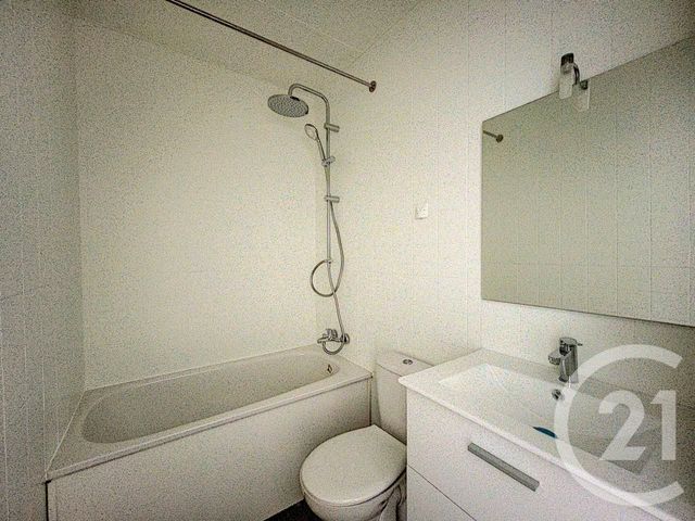 Appartement F1 &agrave; louer - 1 pi&egrave;ce - 15,10 m2 - Reims - 51 - CHAMPAGNE-ARDENNE
