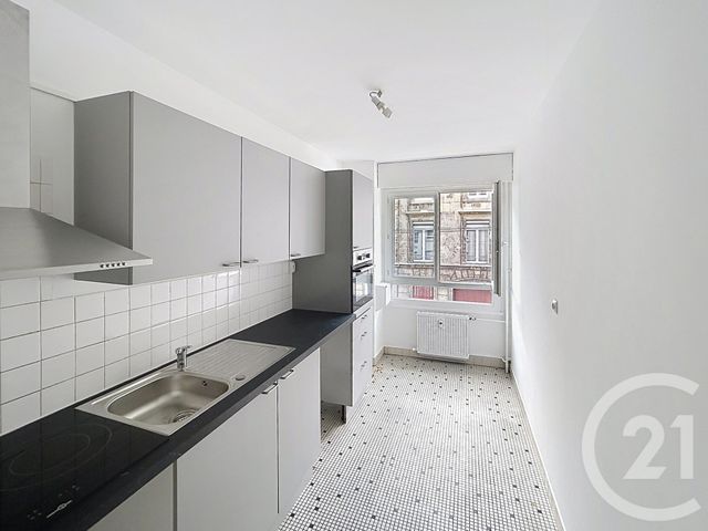 Appartement T5 &agrave; louer - 5 pi&egrave;ces - 110,57 m2 - Reims - 51 - CHAMPAGNE-ARDENNE