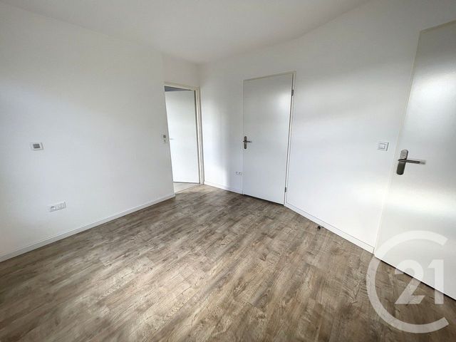 Appartement F2 &agrave; louer - 2 pi&egrave;ces - 42,60 m2 - Reims - 51 - CHAMPAGNE-ARDENNE