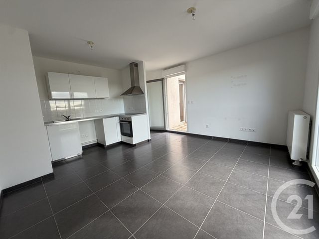 Appartement F2 &agrave; louer - 2 pi&egrave;ces - 43,90 m2 - Bezannes - 51 - CHAMPAGNE-ARDENNE