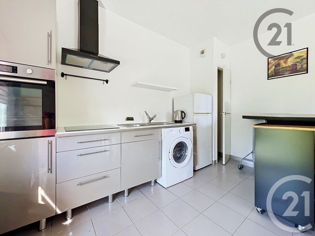 Appartement F2 &agrave; louer - 2 pi&egrave;ces - 46,50 m2 - Bezannes - 51 - CHAMPAGNE-ARDENNE