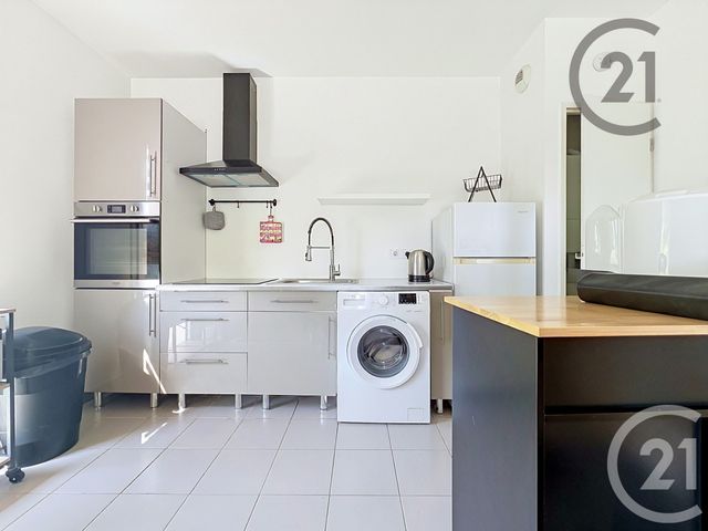 Appartement F2 &agrave; louer - 2 pi&egrave;ces - 46,50 m2 - Bezannes - 51 - CHAMPAGNE-ARDENNE