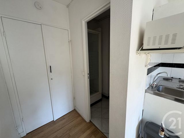 Appartement F1 &agrave; louer - 1 pi&egrave;ce - 18,40 m2 - Reims - 51 - CHAMPAGNE-ARDENNE