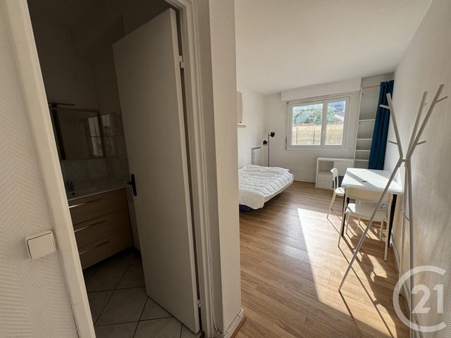 Appartement F1 &agrave; louer - 1 pi&egrave;ce - 18,40 m2 - Reims - 51 - CHAMPAGNE-ARDENNE