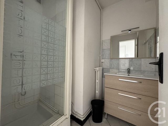 Appartement F1 &agrave; louer - 1 pi&egrave;ce - 18,40 m2 - Reims - 51 - CHAMPAGNE-ARDENNE
