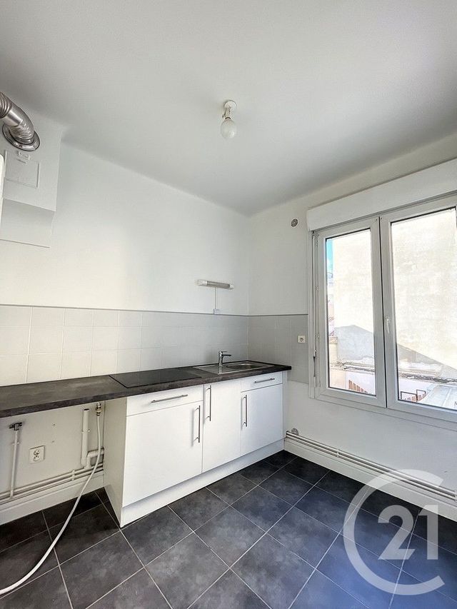 Appartement T3 &agrave; louer - 3 pi&egrave;ces - 51,04 m2 - Reims - 51 - CHAMPAGNE-ARDENNE