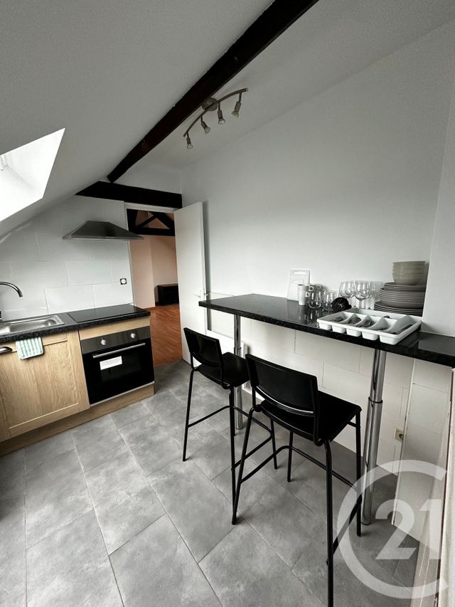 Appartement T1 &agrave; louer - 2 pi&egrave;ces - 28 m2 - Reims - 51 - CHAMPAGNE-ARDENNE