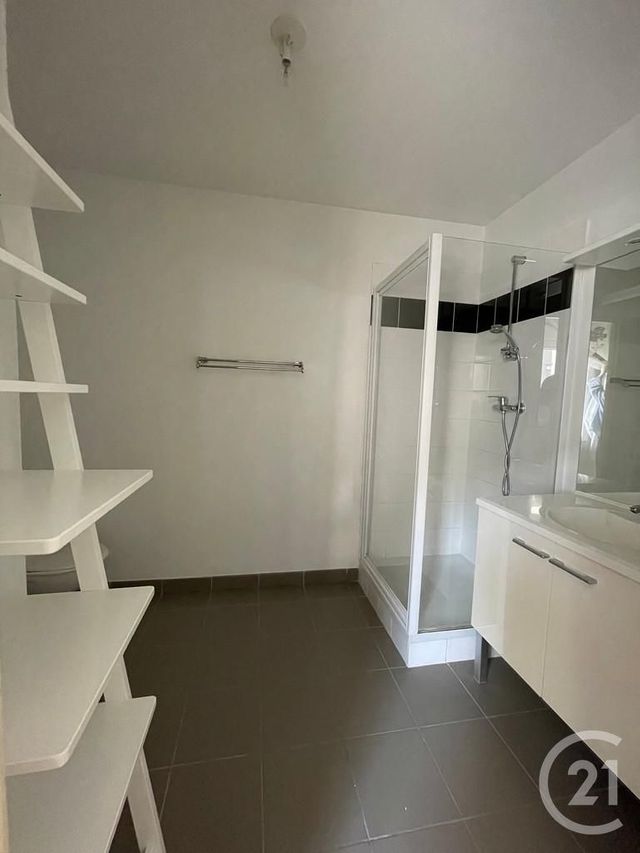 Appartement Studio &agrave; louer - 1 pi&egrave;ce - 34 m2 - Reims - 51 - CHAMPAGNE-ARDENNE