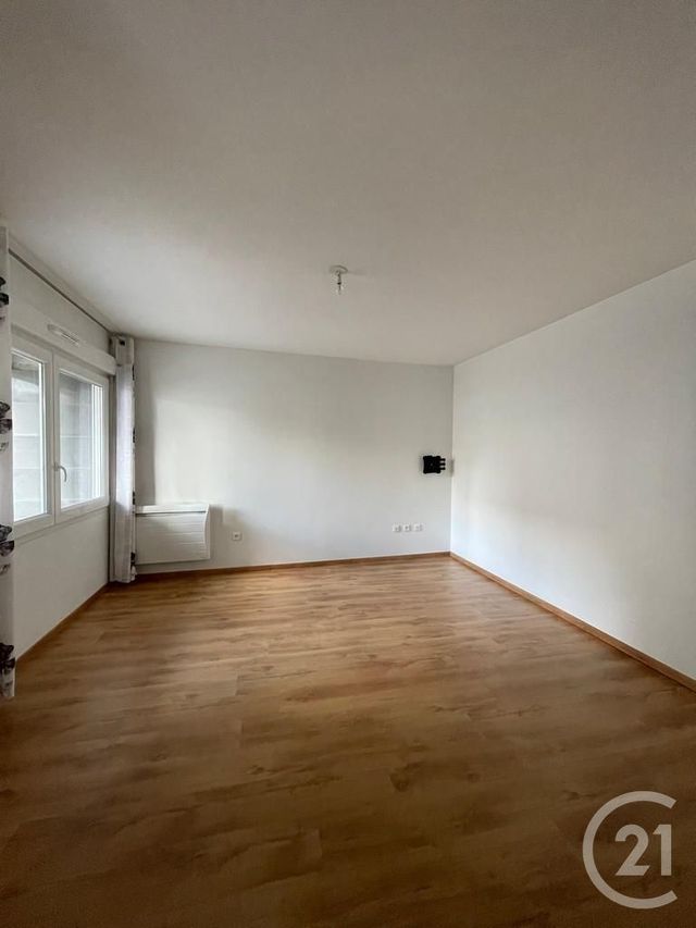 Appartement Studio &agrave; louer - 1 pi&egrave;ce - 34 m2 - Reims - 51 - CHAMPAGNE-ARDENNE