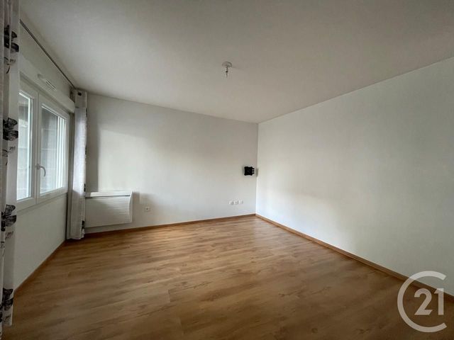 Appartement Studio &agrave; louer - 1 pi&egrave;ce - 34 m2 - Reims - 51 - CHAMPAGNE-ARDENNE