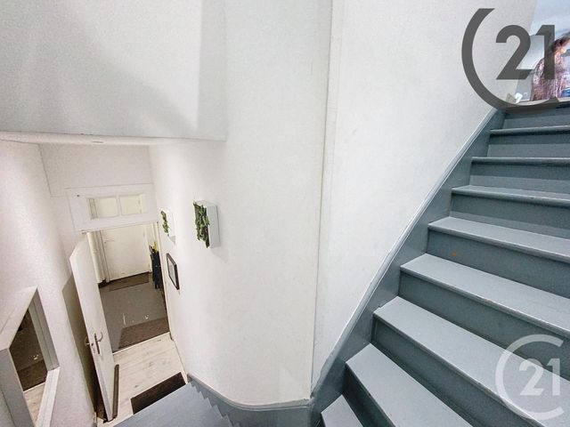Appartement F4 &agrave; louer - 3 pi&egrave;ces - 79,68 m2 - Reims - 51 - CHAMPAGNE-ARDENNE