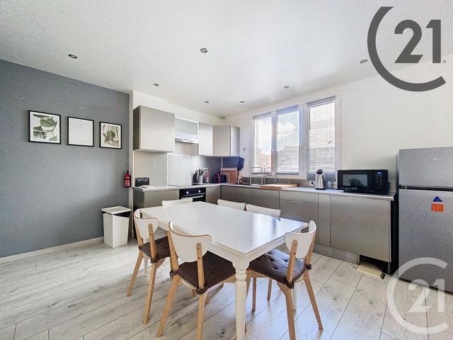 Appartement F4 &agrave; louer - 3 pi&egrave;ces - 79,68 m2 - Reims - 51 - CHAMPAGNE-ARDENNE