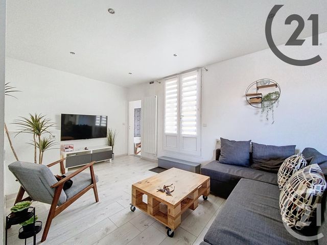 Appartement F4 &agrave; louer - 3 pi&egrave;ces - 79,68 m2 - Reims - 51 - CHAMPAGNE-ARDENNE