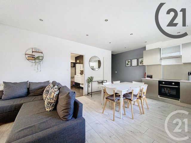 Appartement F4 &agrave; louer - 3 pi&egrave;ces - 79,68 m2 - Reims - 51 - CHAMPAGNE-ARDENNE
