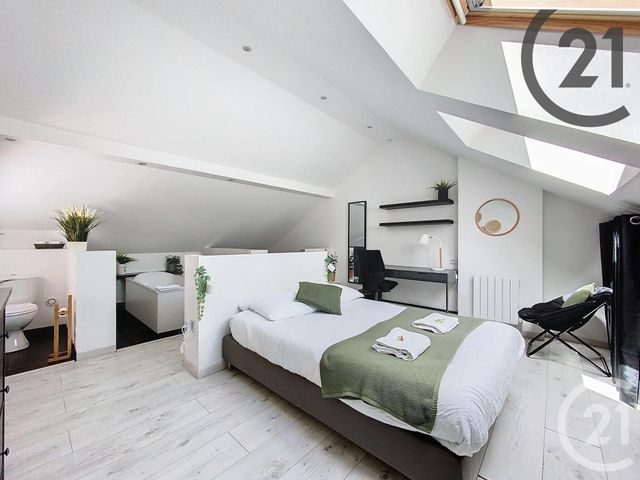 Appartement F4 &agrave; louer - 3 pi&egrave;ces - 79,68 m2 - Reims - 51 - CHAMPAGNE-ARDENNE