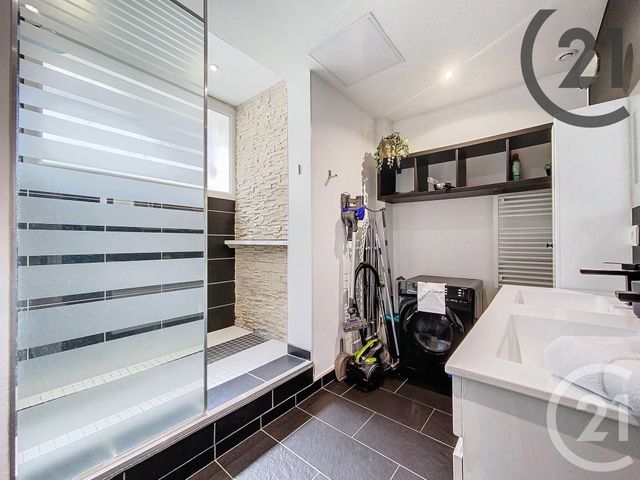 Appartement F4 &agrave; louer - 3 pi&egrave;ces - 79,68 m2 - Reims - 51 - CHAMPAGNE-ARDENNE