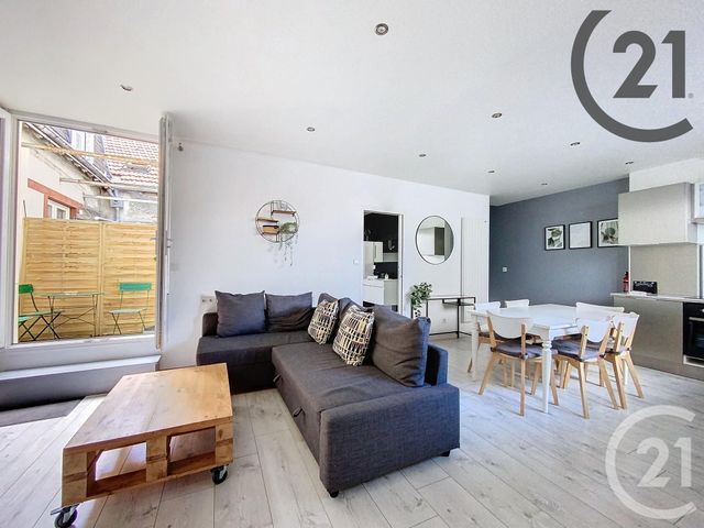 Appartement F4 &agrave; louer - 3 pi&egrave;ces - 79,68 m2 - Reims - 51 - CHAMPAGNE-ARDENNE