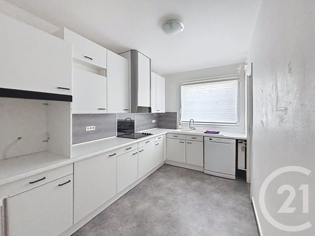 Appartement F4 &agrave; louer - 4 pi&egrave;ces - 84 m2 - Reims - 51 - CHAMPAGNE-ARDENNE