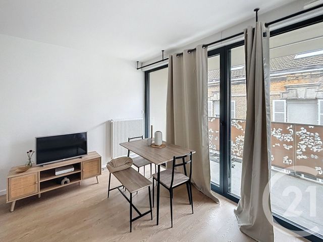 Appartement F1 &agrave; louer - 1 pi&egrave;ce - 30,50 m2 - Reims - 51 - CHAMPAGNE-ARDENNE