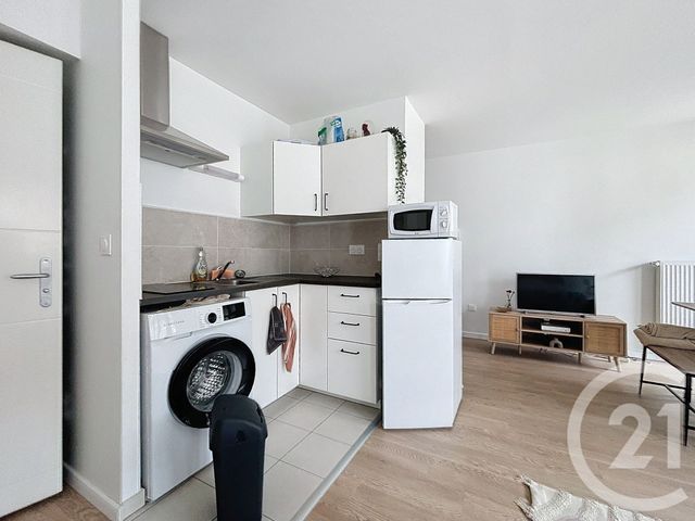 Appartement F1 &agrave; louer - 1 pi&egrave;ce - 30,50 m2 - Reims - 51 - CHAMPAGNE-ARDENNE