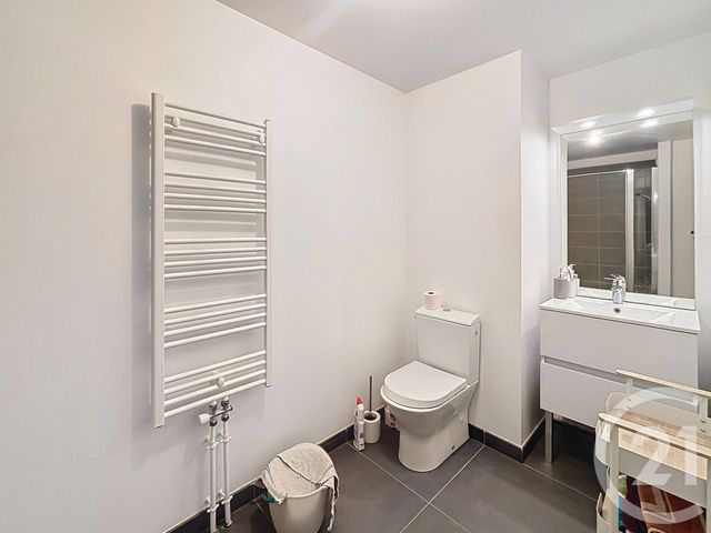 Appartement F1 &agrave; louer - 1 pi&egrave;ce - 30,50 m2 - Reims - 51 - CHAMPAGNE-ARDENNE