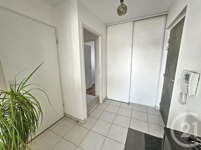 Appartement F3 &agrave; louer - 3 pi&egrave;ces - 65,67 m2 - Reims - 51 - CHAMPAGNE-ARDENNE