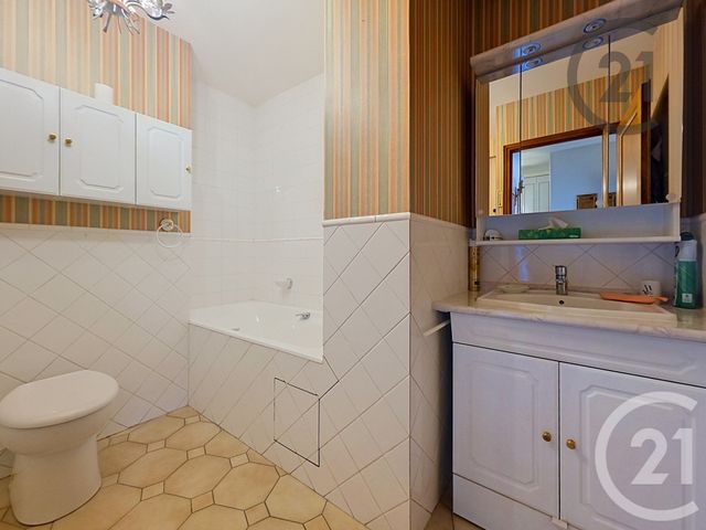 Appartement F5 &agrave; vendre - 5 pi&egrave;ces - 113,85 m2 - Reims - 51 - CHAMPAGNE-ARDENNE