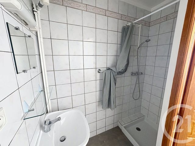 Appartement T1 &agrave; louer - 1 pi&egrave;ce - 25,90 m2 - Reims - 51 - CHAMPAGNE-ARDENNE