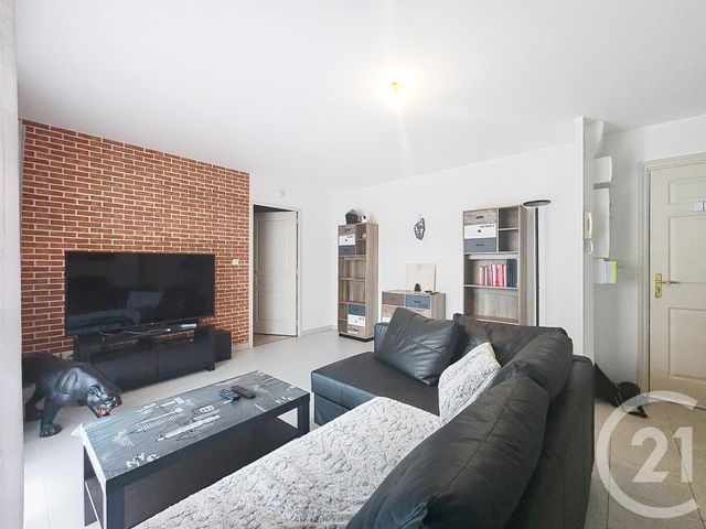 Afficher la photo en grand Appartement F2 à vendre - 2 pièces - 46 m2 - Troyes - 10 - CHAMPAGNE-ARDENNE
