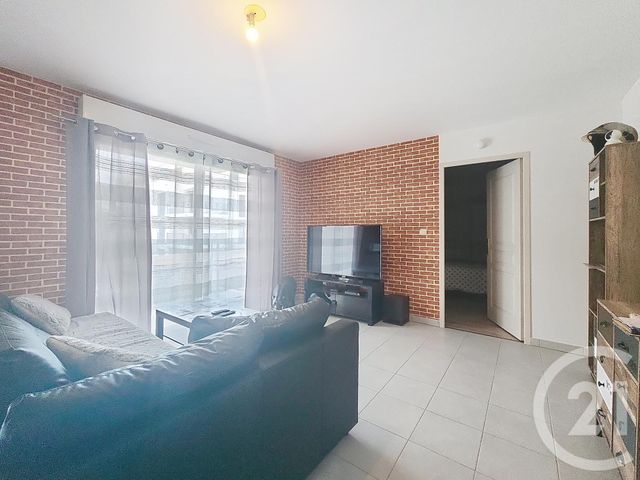Afficher la photo en grand Appartement F2 à vendre - 2 pièces - 46 m2 - Troyes - 10 - CHAMPAGNE-ARDENNE