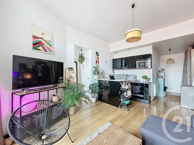 Afficher la photo en grand Appartement T2 à vendre - 2 pièces - 46,50 m2 - Troyes - 10 - CHAMPAGNE-ARDENNE