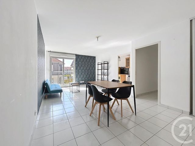 Appartement T3 à louer - 3 pièces - 63,08 m2 - Troyes - 10 - CHAMPAGNE-ARDENNE