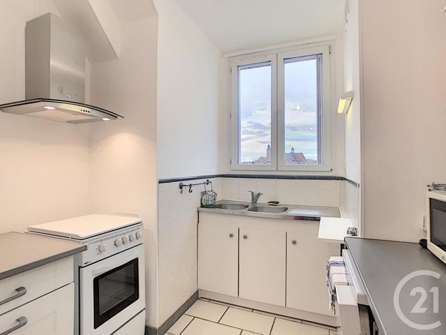 Afficher la photo en grand Appartement à louer - 3 pièces - 56 m2 - Troyes - 10 - CHAMPAGNE-ARDENNE