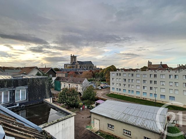 Afficher la photo en grand Appartement à louer - 3 pièces - 56 m2 - Troyes - 10 - CHAMPAGNE-ARDENNE
