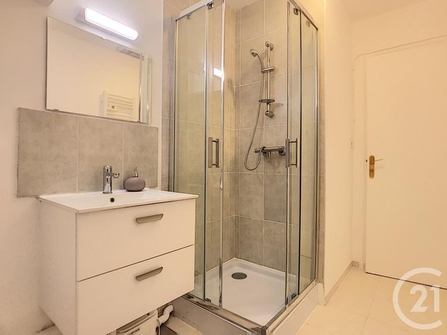Afficher la photo en grand Appartement à louer - 3 pièces - 56 m2 - Troyes - 10 - CHAMPAGNE-ARDENNE