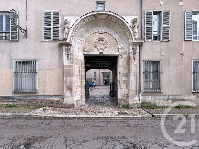 Appartement à vendre - 5 pièces - 110 m2 - Troyes - 10 - CHAMPAGNE-ARDENNE