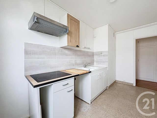 Appartement F4 &agrave; louer - 4 pi&egrave;ces - 66 m2 - Troyes - 10 - CHAMPAGNE-ARDENNE