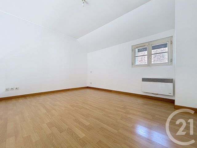 Appartement F2 &agrave; louer - 2 pi&egrave;ces - 39 m2 - Troyes - 10 - CHAMPAGNE-ARDENNE