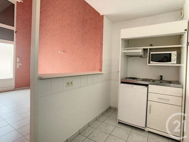 Appartement F2 &agrave; louer - 2 pi&egrave;ces - 39 m2 - Troyes - 10 - CHAMPAGNE-ARDENNE
