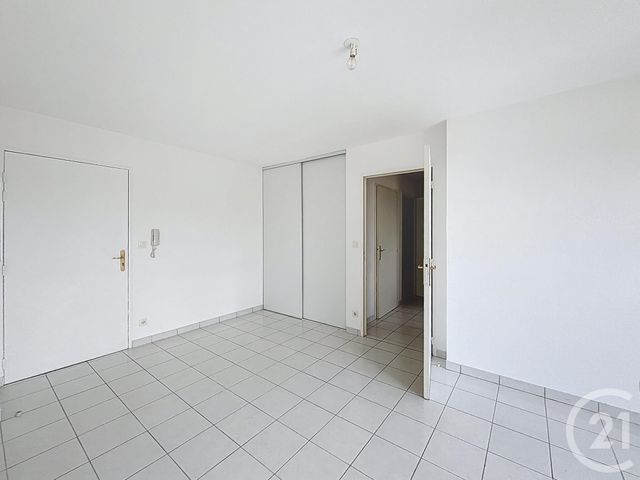 Afficher la photo en grand Appartement à vendre - 2 pièces - 42,40 m2 - Troyes - 10 - CHAMPAGNE-ARDENNE