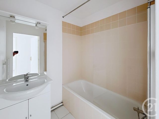 Afficher la photo en grand Appartement à vendre - 2 pièces - 42,40 m2 - Troyes - 10 - CHAMPAGNE-ARDENNE