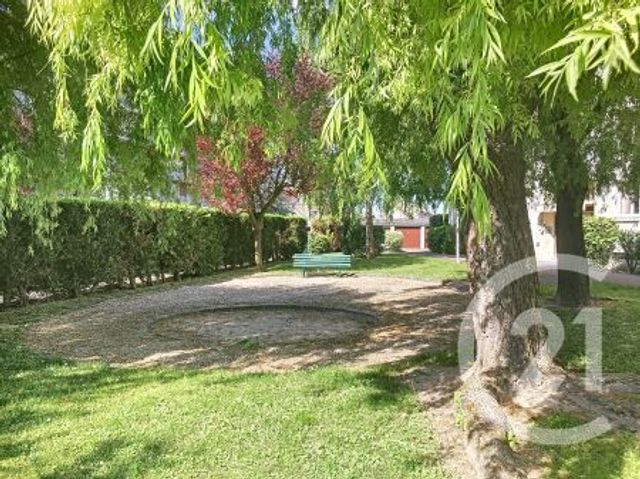 Afficher la photo en grand Appartement T1 à louer - 1 pièce - 25 m2 - Troyes - 10 - CHAMPAGNE-ARDENNE